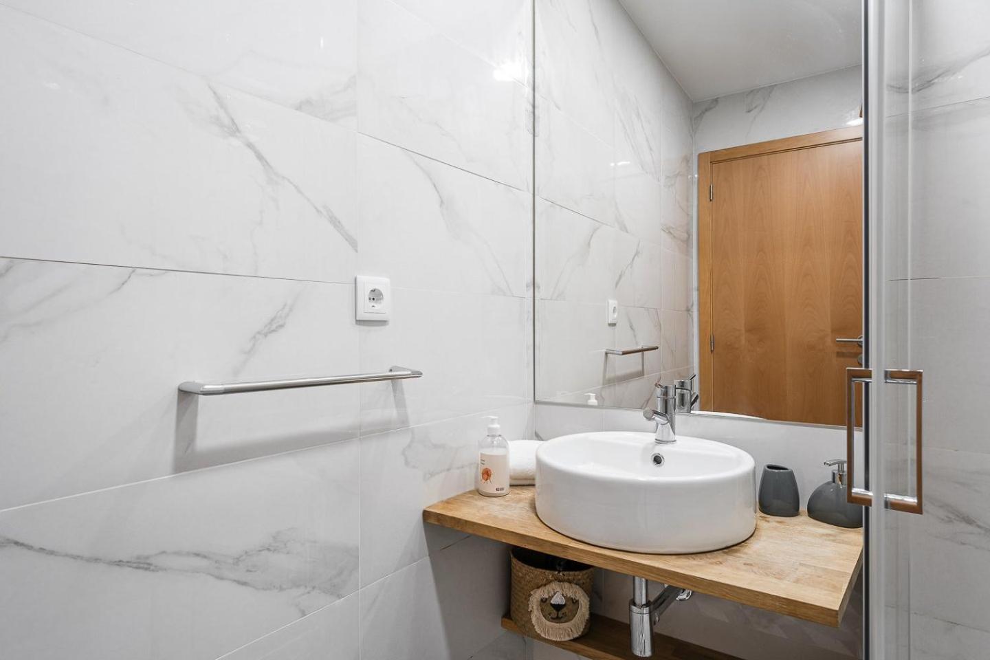 Hotel Guestready - Bright Duplex In Downtown à OOporto Extérieur photo