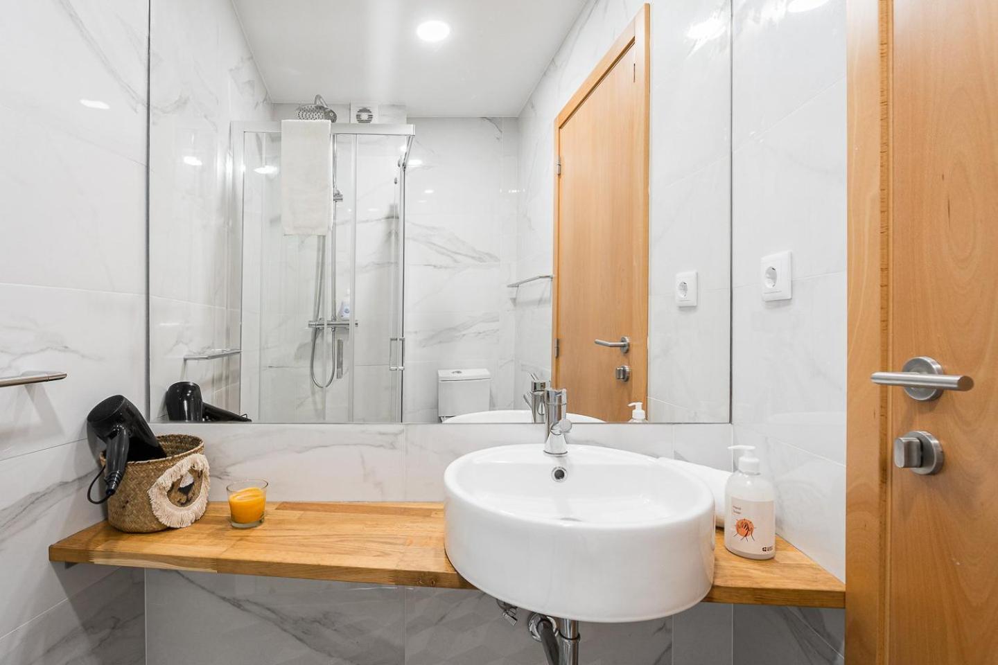 Hotel Guestready - Bright Duplex In Downtown à OOporto Extérieur photo